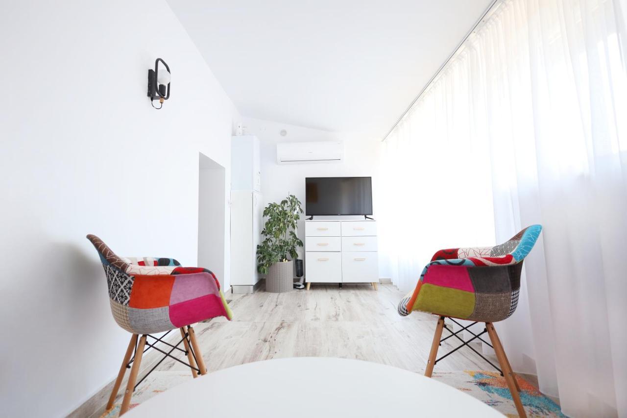 Apartament Patrick Gura Humorului Bagian luar foto